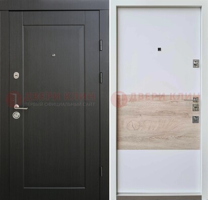 Черная металлическая дверь с белой МДФ внутри ДМ-230 в Екатеринбурге