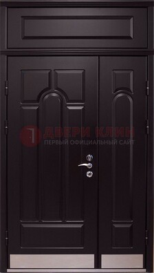 Парадная дверь с металлическими вставками ДПР-47 и фрамугой в Екатеринбурге