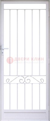 Белая стальная решетчатая дверь с волютами ДР-30 в Екатеринбурге
