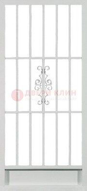Белая стальная решетчатая дверь с ковкой ДР-35 в Екатеринбурге