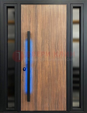 Коричневая металлическая дверь со стеклом ДС-69 в Екатеринбурге