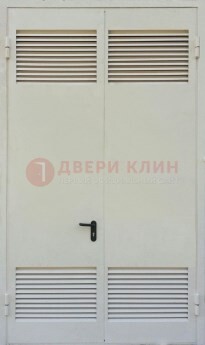 Белая металлическая противопожарная дверь с вентиляционной решеткой ДТ-6 в Екатеринбурге