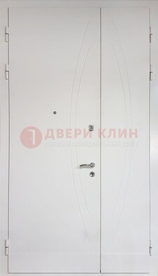Современная полуторная стальная дверь с МДФ панелью ПЛ-25 в Екатеринбурге