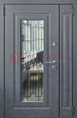 Серая стальная дверь Винорит со стеклом и ковкой ПЛ-29 в Екатеринбурге