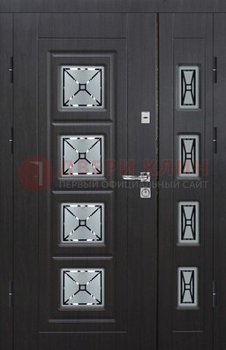 Чёрная двухстворчатая железная дверь с МДФ и витражом ВЖ-35 в Екатеринбурге